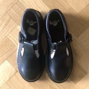 Dr. Marten’s Polley J black leather t-bar shoes, size US 2, EUR 33